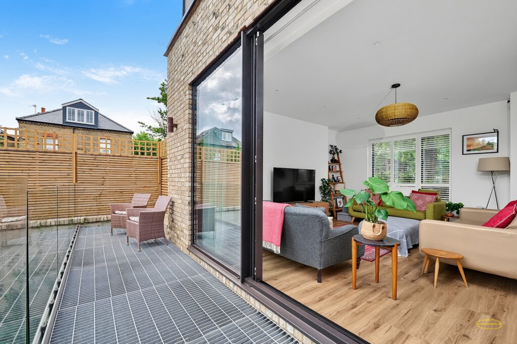 1-Bed Airbnb House Photography In Enfield, N21