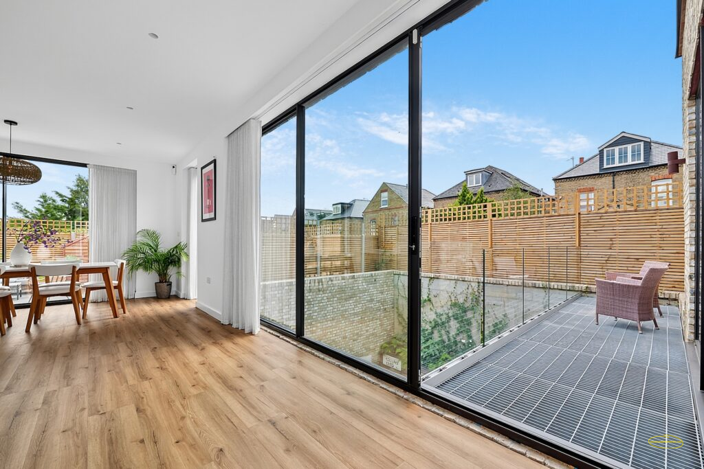 1-Bed Airbnb House Photography In Enfield, N21